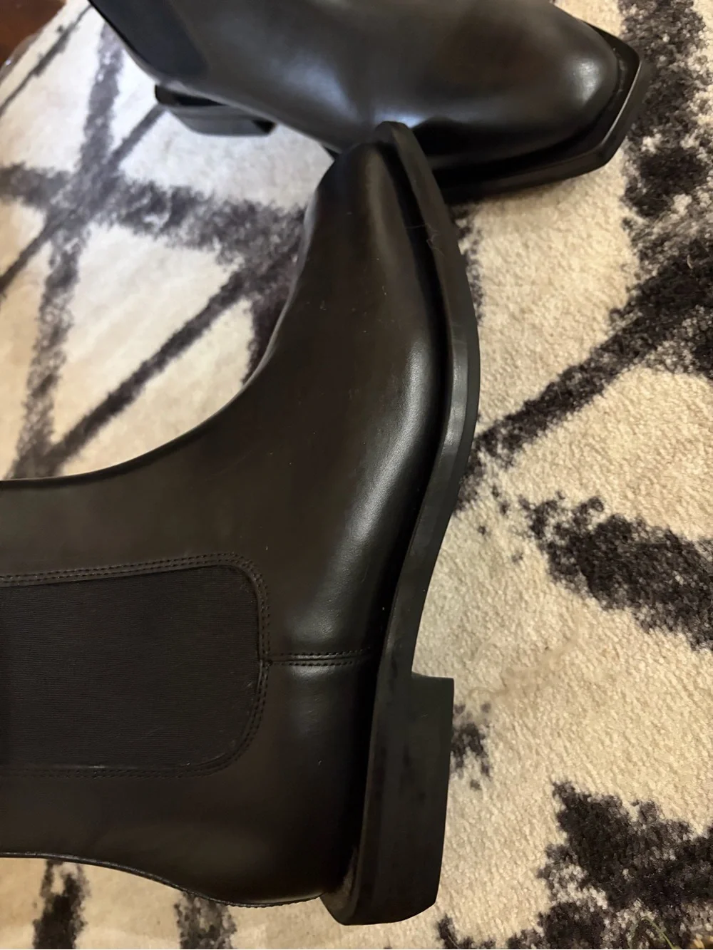 Zara Black Leather Chukka Boots